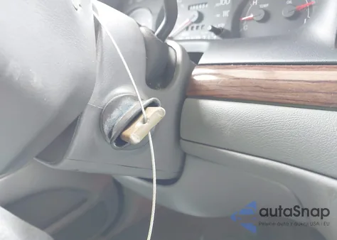 2004 Ford Crown Victoria Standard from USA, damaged, VIN 2FAFP73W14X112897